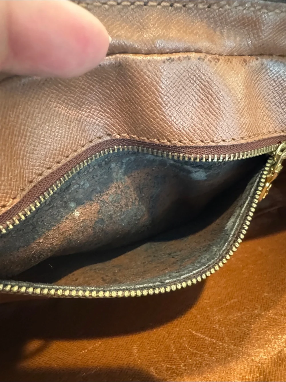 Authentic Louis Vuitton Marly Draggine Wristlet Pouch
